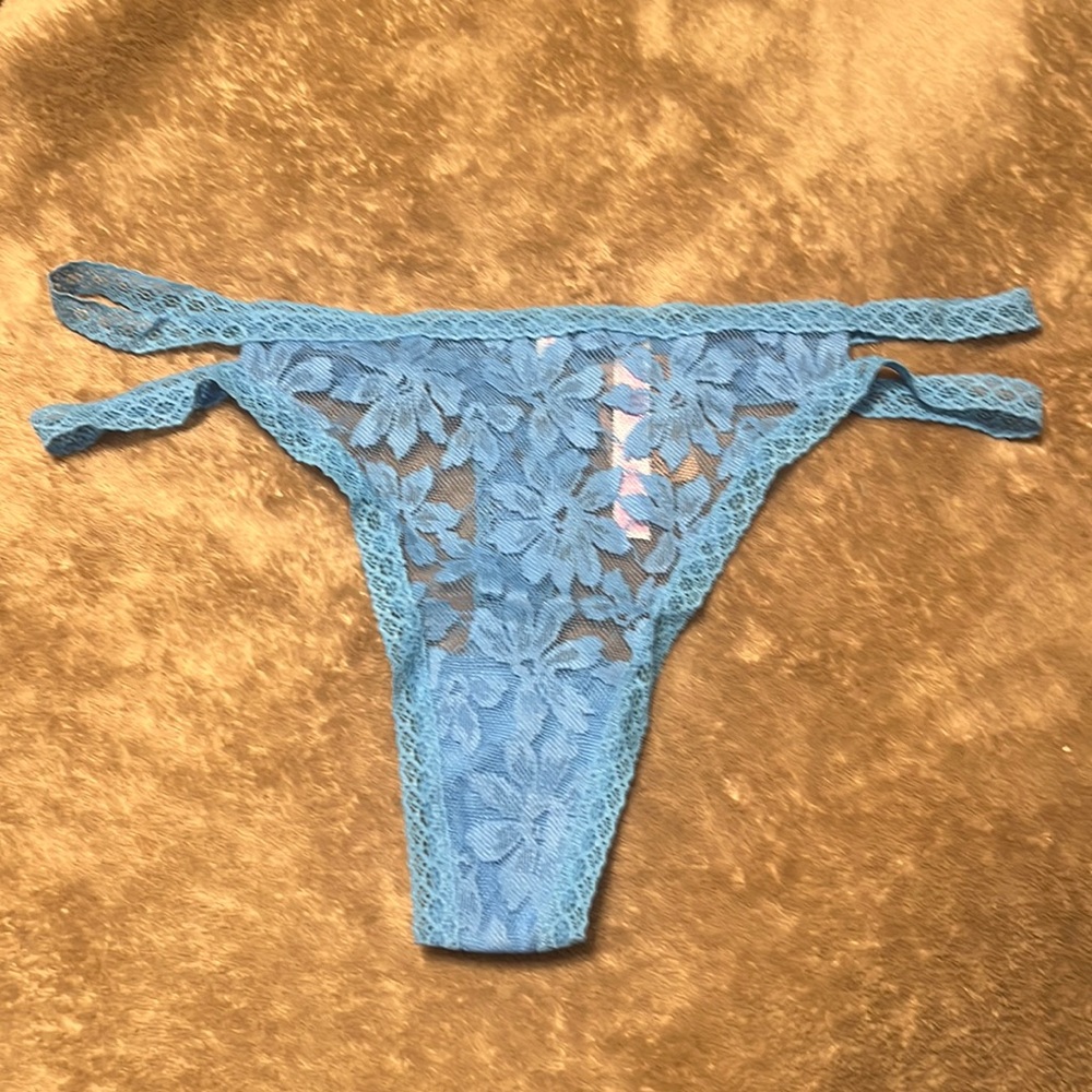 VS PINK Thong L